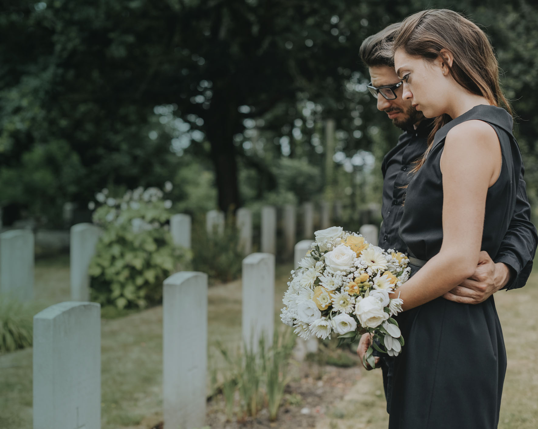 Couple at Italian funeral